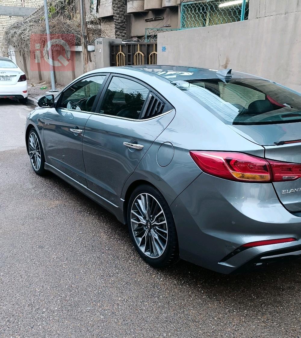 هيونداي النترا